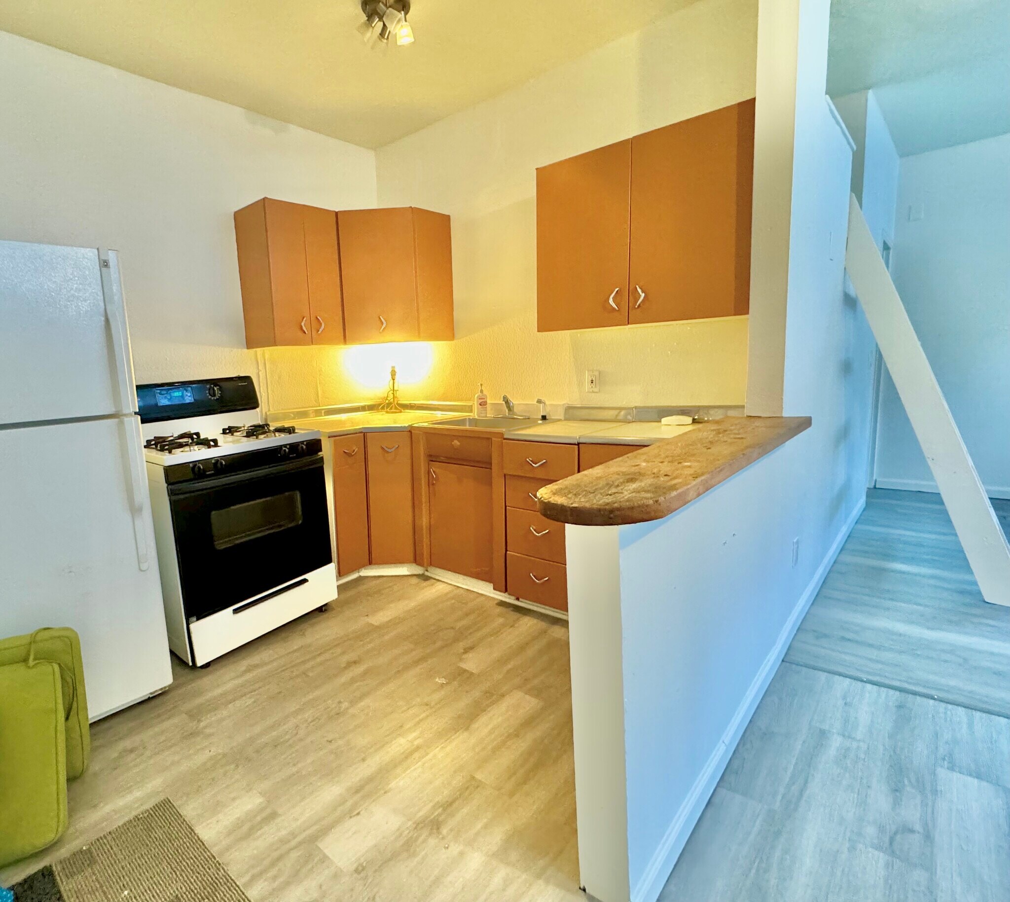 Building Photo - 312 Ruxton Ave