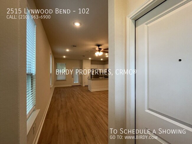 Building Photo - 2515 Lynwood Bnd