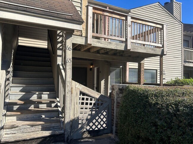 Building Photo - 3609-E-65 Juneau Rd