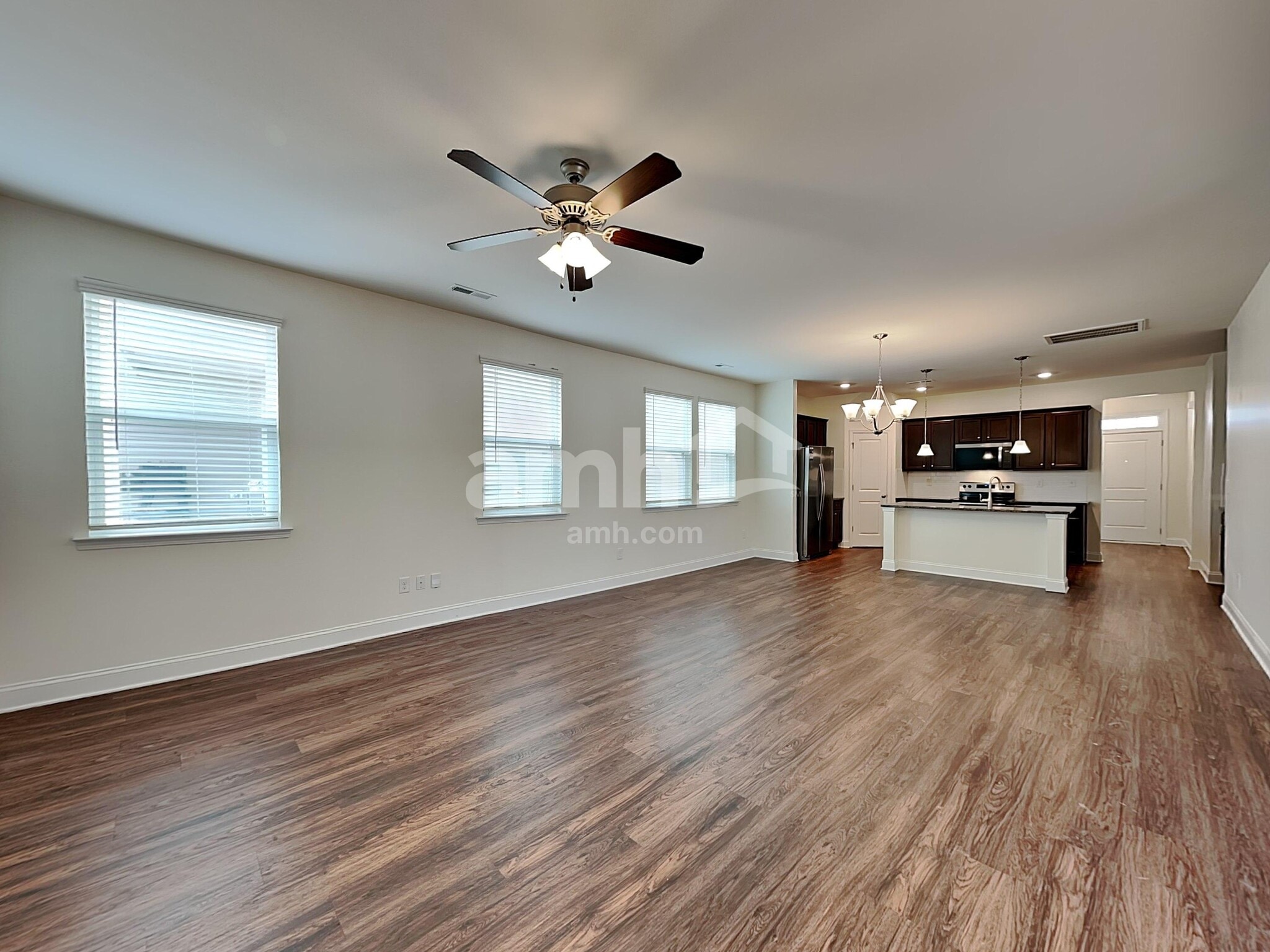 Building Photo - 427 Catawba St