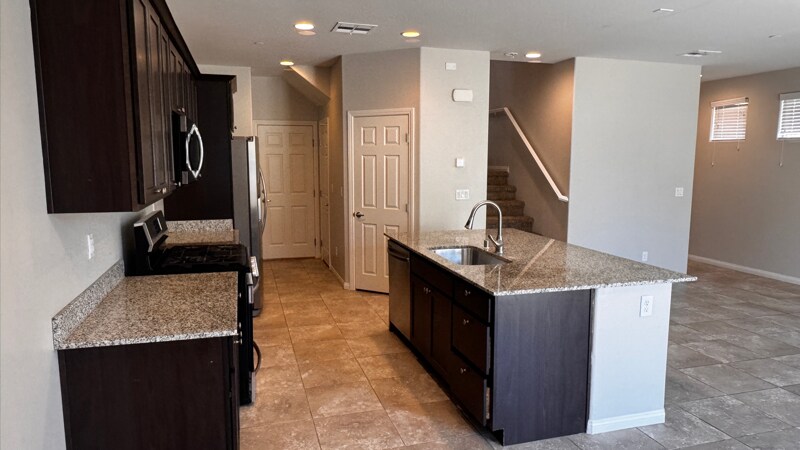 Building Photo - 2296 Sky Island Dr