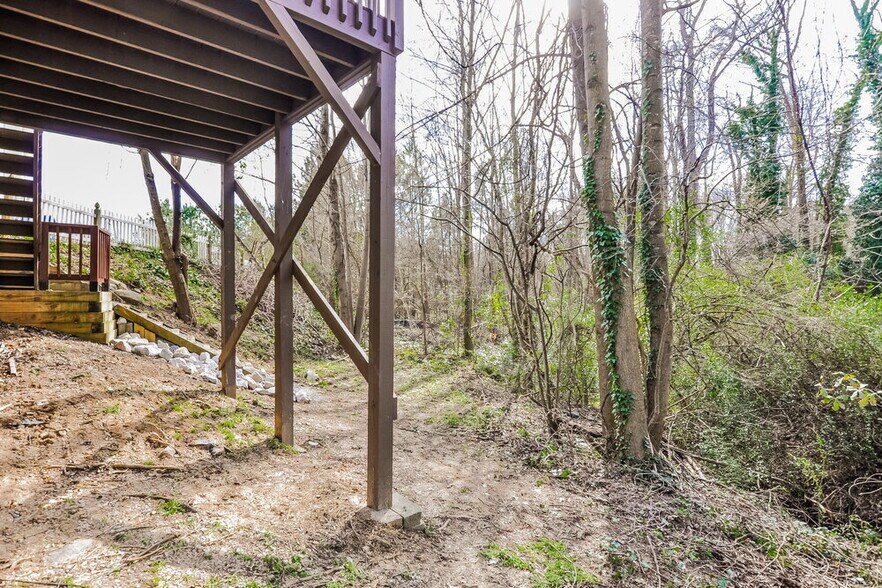 Building Photo - 3879 Pin Oak Rd