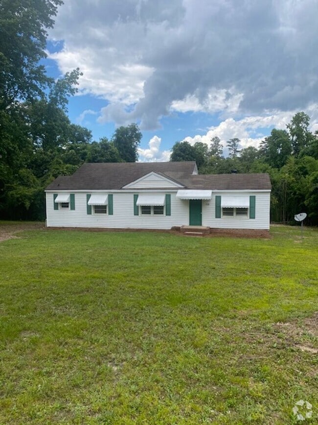 Building Photo - Quiet and Cozy Living in Columbus