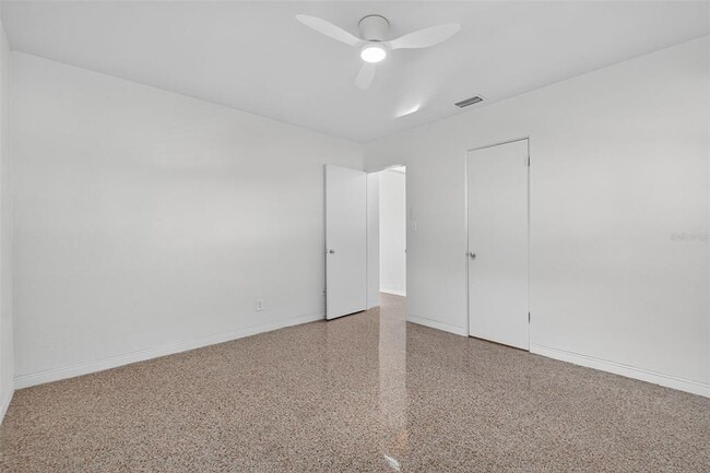 Building Photo - 5410 19th Ave S