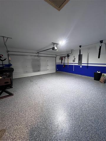 Building Photo - 7400 Gangway Dr