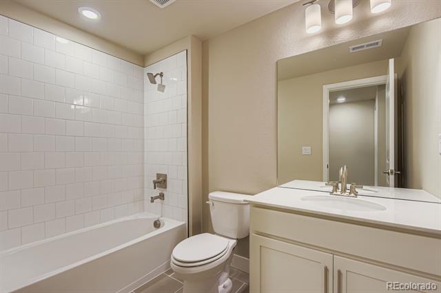 Building Photo - 13725 Daffodil Point