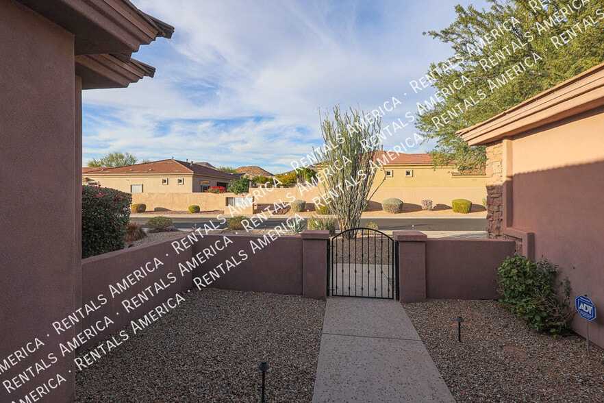 Building Photo - 12439 E Lupine Ave