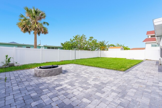 Building Photo - Cozy Daytona Beach Shores Home