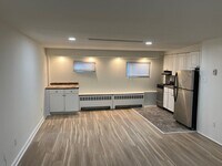 Building Photo - 2800 Woodpipe Ln