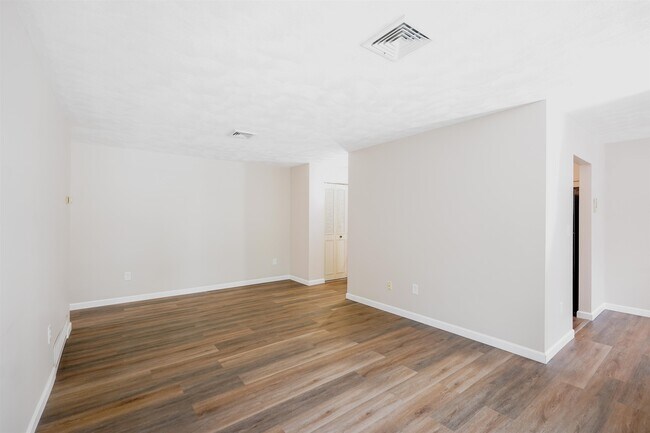 Building Photo - 7 Louisburg Square