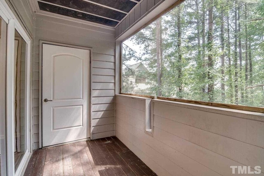 Building Photo - Room in Condo on Audubon Lake Dr