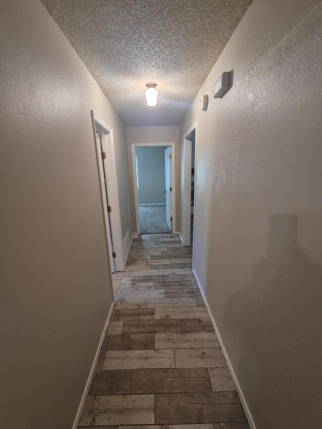 Building Photo - 3211 94th St