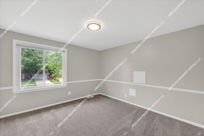 Building Photo - Rare Rental Opportunity in Southfield — Fully Renovated 4-Bedroom Brick Colonial!