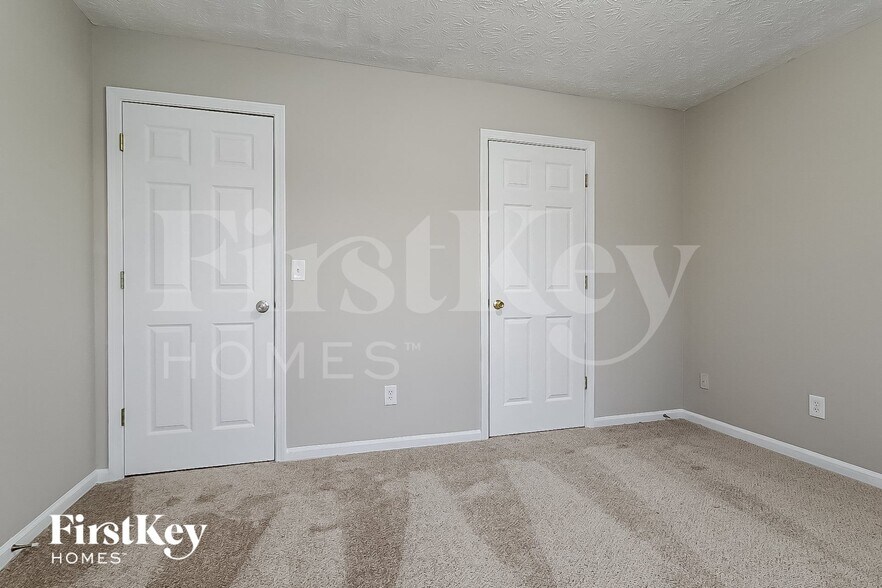 Building Photo - 695 Avalon Forest Dr NW