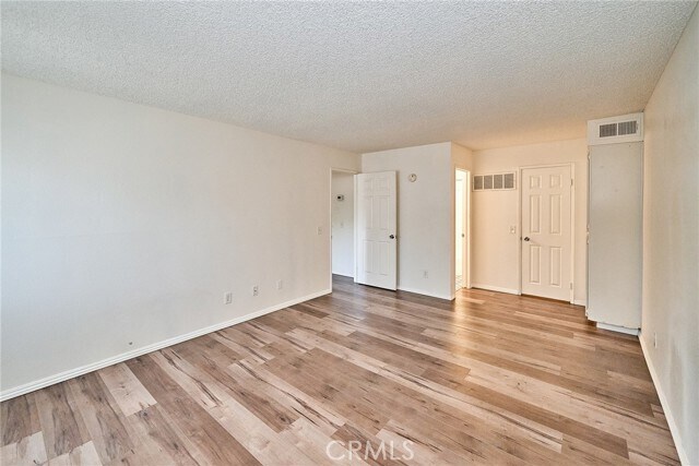 Building Photo - 26200 W Redlands Blvd
