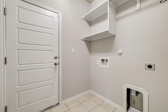 Building Photo - 212 Durata Dr