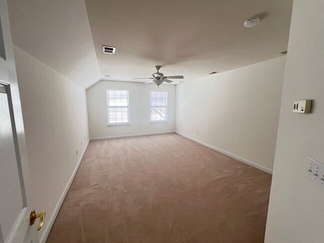 Building Photo - Beautiful Four Bedroom, 2.5 Bath Home, plus Bonus room! Now Available in Little River! Community ...