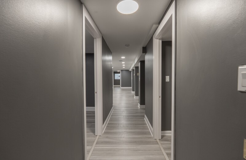 Building Photo - 4627 N Monticello Ave