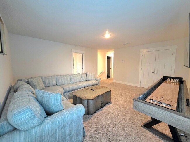 Building Photo - Fully Furnished Coastal Beauty in Perdido ...