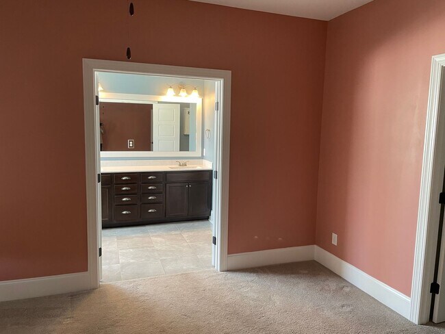 Building Photo - 1386 Arot Ct SW
