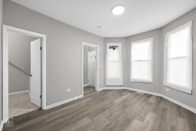 Building Photo - 7218 S Peoria St