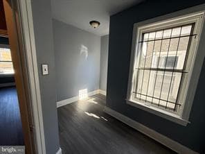 Building Photo - 5052 Wayne Ave