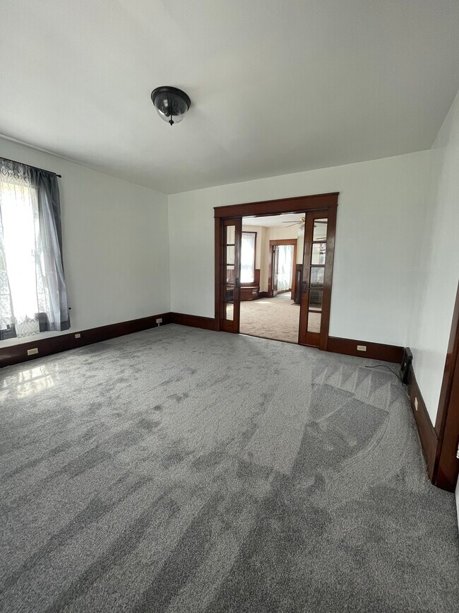 Primary Photo - 377 Lawson Ave