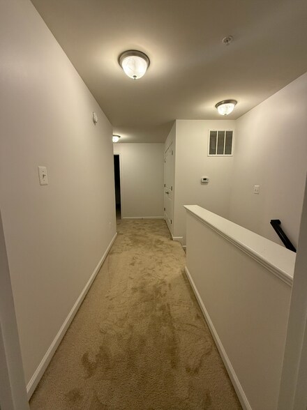 Upstairs hallway - 2719 Pinebrook Rd