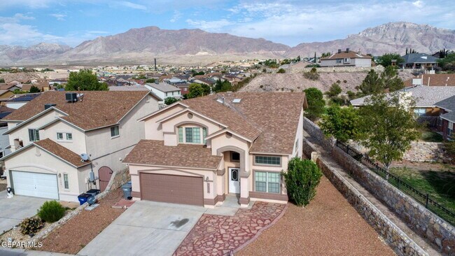 Building Photo - 1476 Luz De Sol Dr