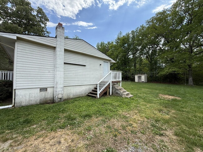 Building Photo - 7258 Twin Cedars Dr