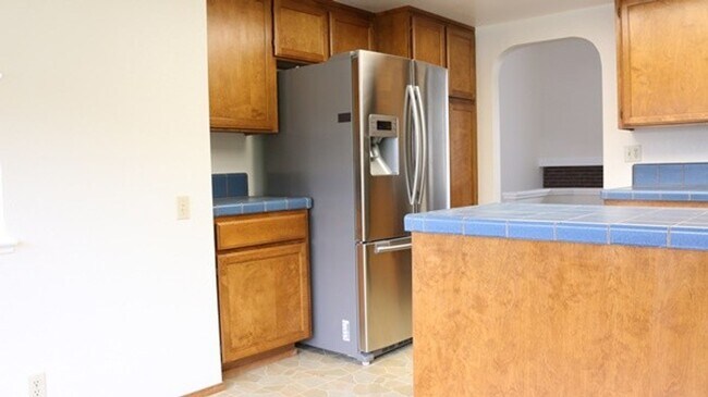 Building Photo - 3591 Woodley Dr