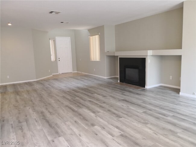 Building Photo - 8032 Villa Avada Ct