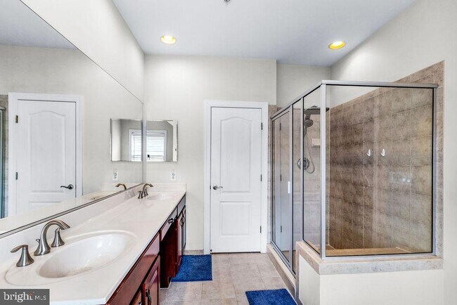 Building Photo - 9701 Mossy Bark Ln
