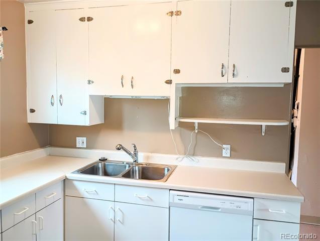 Building Photo - 1927 Alpine Dr