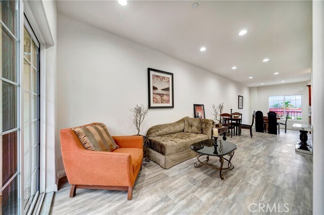 Building Photo - 1101 N Maclay Ave