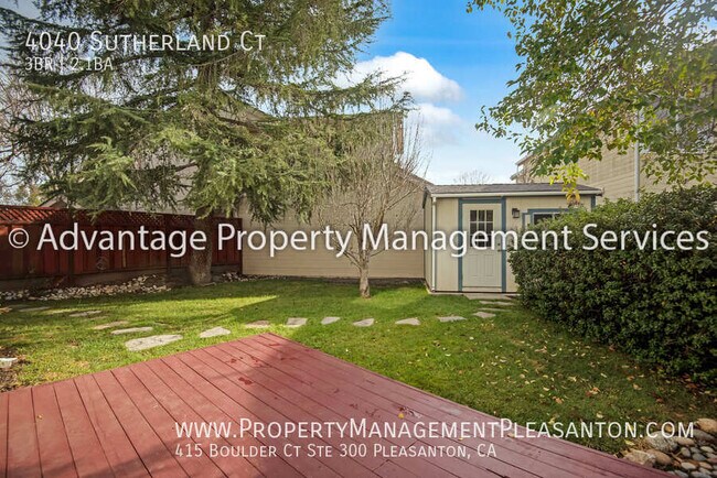 Building Photo - 4040 Sutherland Ct