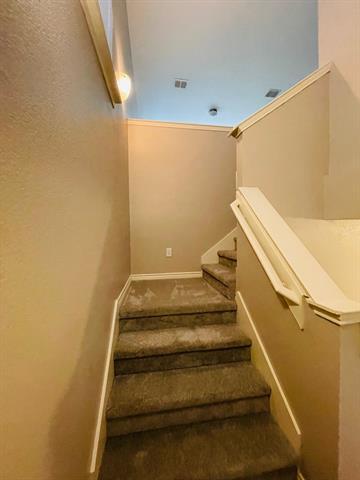 Building Photo - 7120 Wind Row Dr