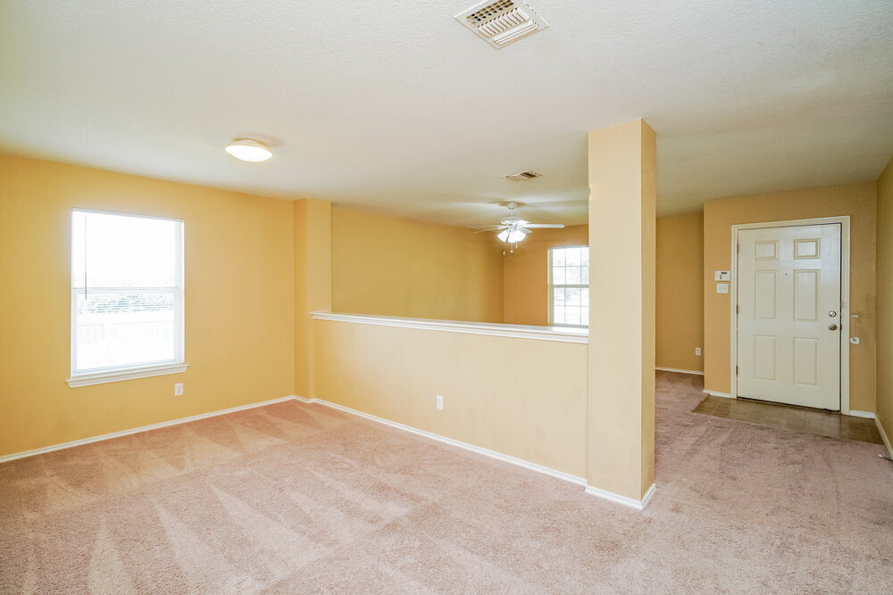 Building Photo - 8007 Heights Valley