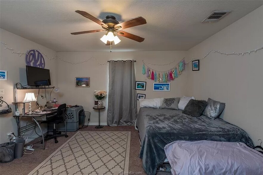 Bedroom B - 1708 Boardwalk Ct