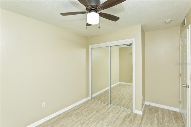 Building Photo - 8829 Grand Palms Cir