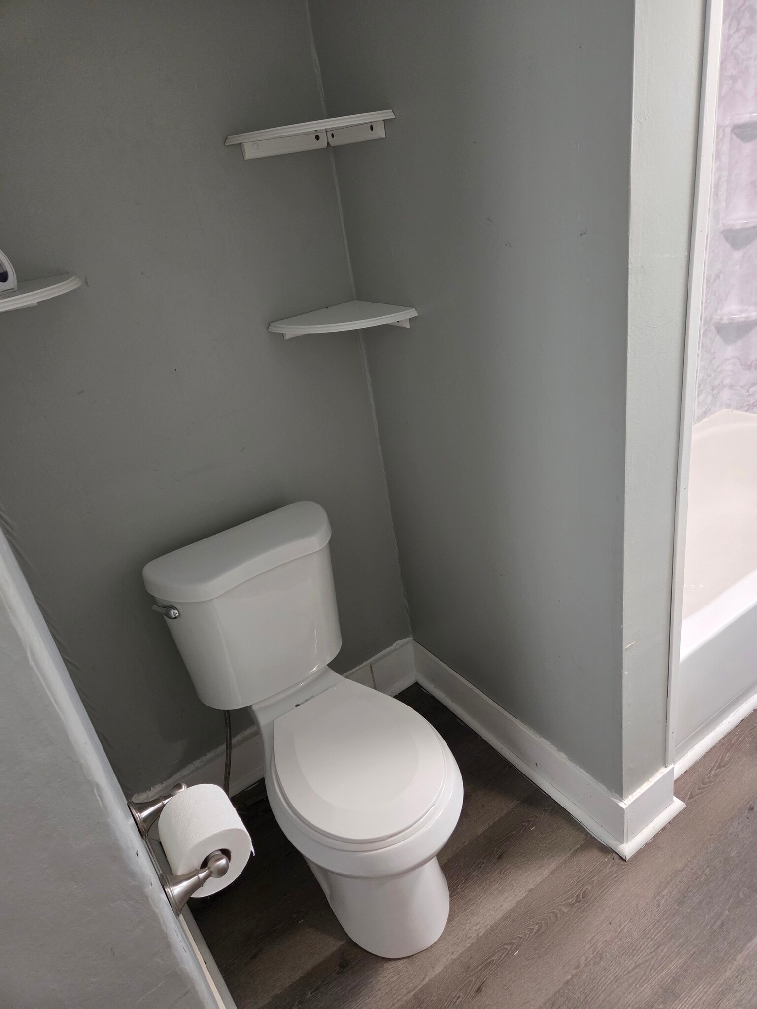 Bathroom - 11 Hammond St