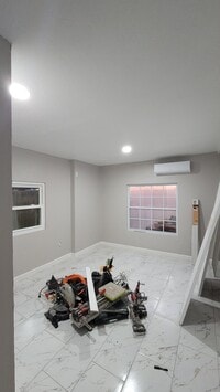 Building Photo - 7115 N Tampania Ave