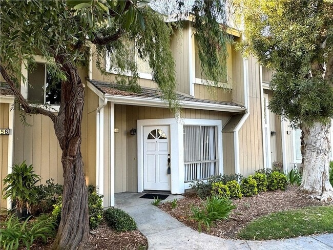 Primary Photo - 158 Monroe