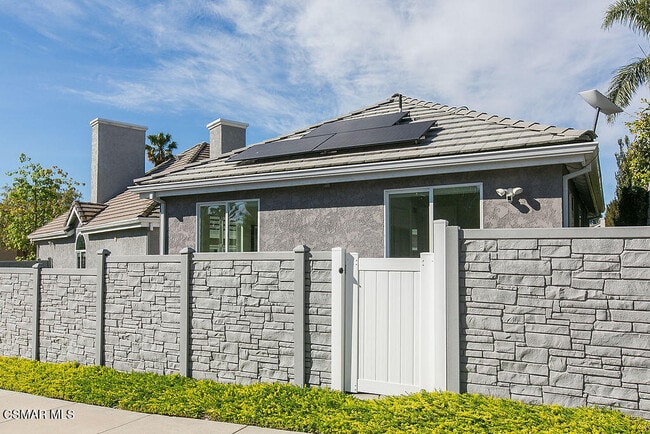 Building Photo - 2181 Brookfield Dr