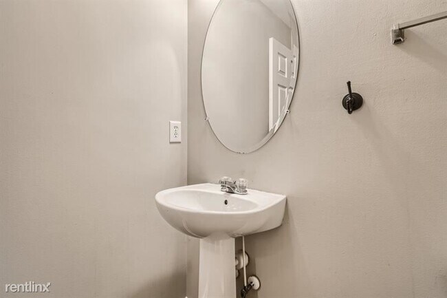 Building Photo - 4 br, 2.5 bath House - 39 Sage Ct