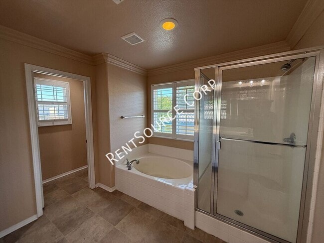 Building Photo - 1311 Ponderosa Dr