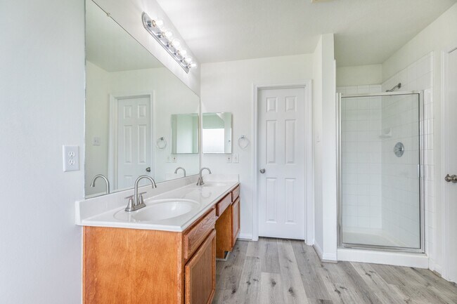 Building Photo - 16307 Goanna Ct