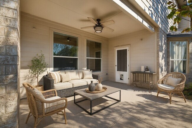 Building Photo - 6272 N Fawnlake Dr