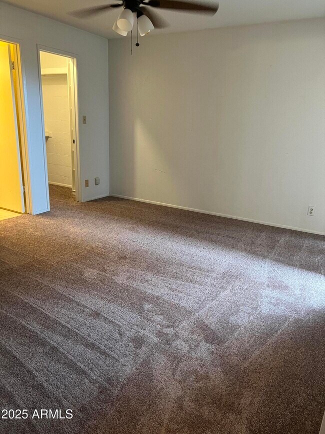 Building Photo - 99 N Cooper Rd