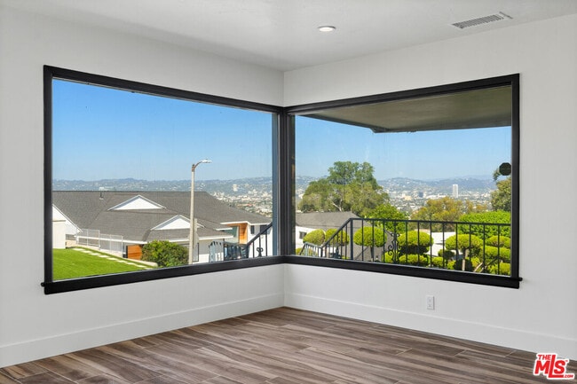 Building Photo - 5266 Veronica St